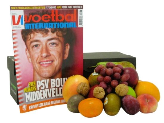 Fruitmand small man Fruit met Voetbal International