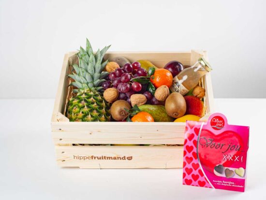 Foto van Fruitkist Veel Liefs Groot gevuld met vers fruit