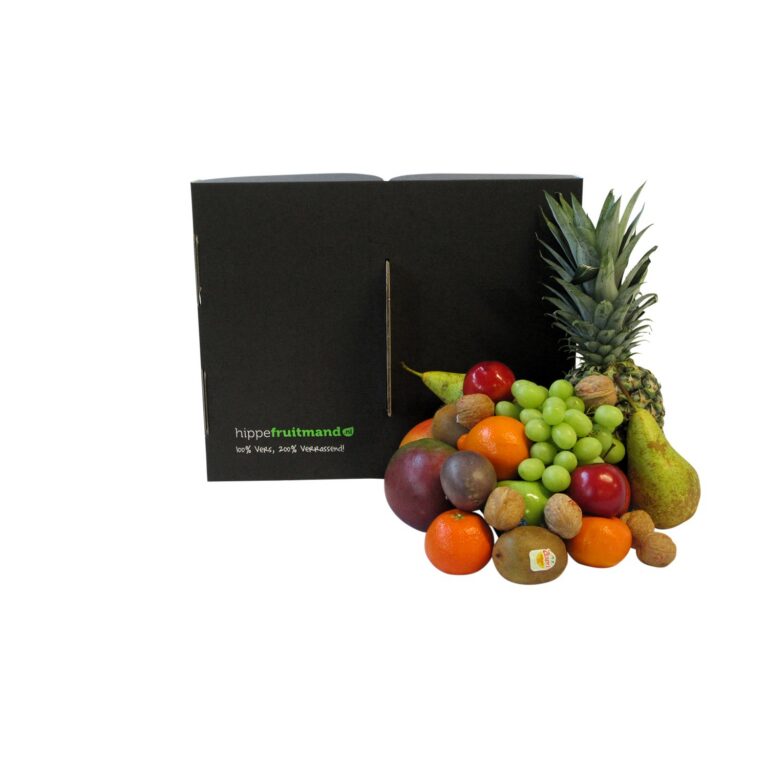 Grote hippe fruitmand met vers seizoensfruit en Schulp appelsap, luxe en duurzaam fruitcadeau