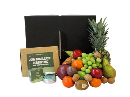 Duurzame fruitmand met vers fruit en lavendel Body Bar en Body Oil Bar van ShampooBars