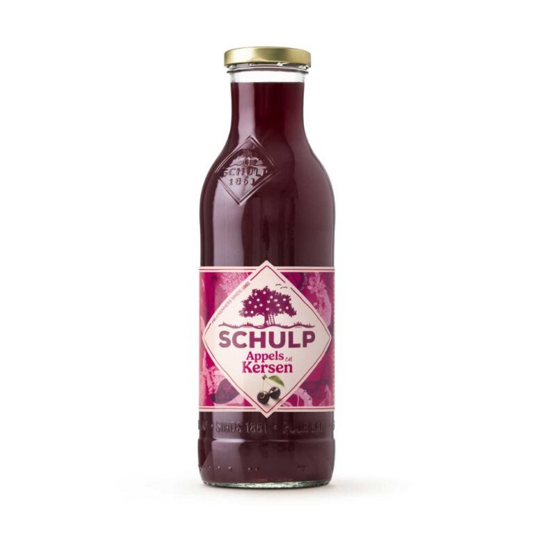 Fles appelkerssensap van Schulp