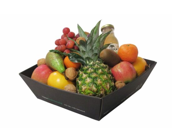 Fruitschaal Appelsap met ananas, sinaasappels, appels, druiven, kiwi en flesdje Biologische appelsap